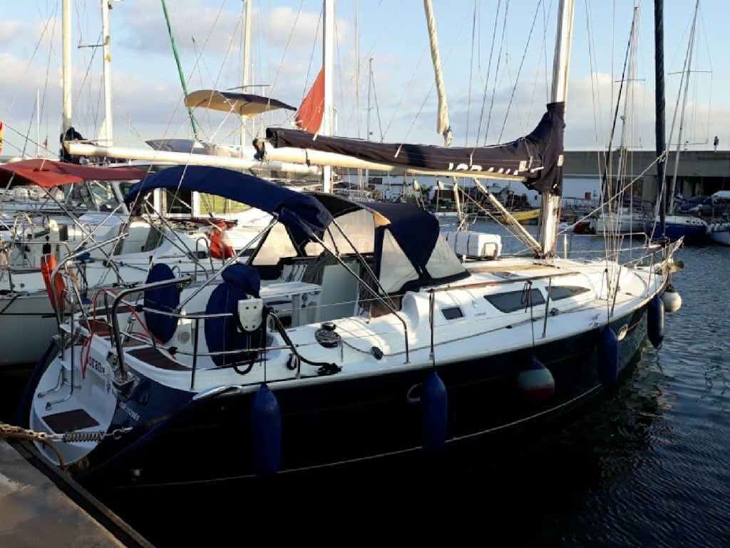 Jeanneau 45.2 | Lorana