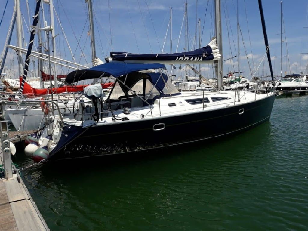 Jeanneau 45.2 | Lorana