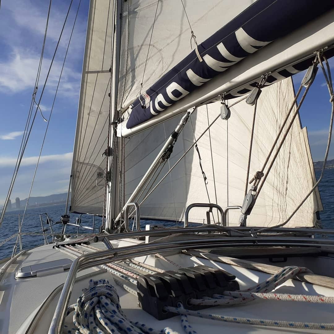 Jeanneau 45.2 | Lorana