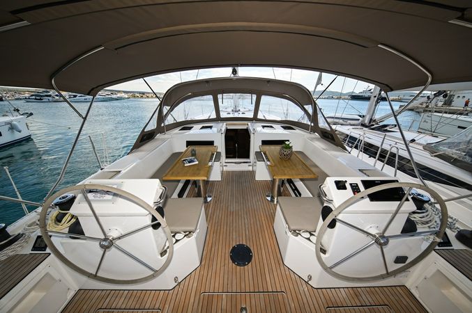 Bavaria C50 | Big Blue