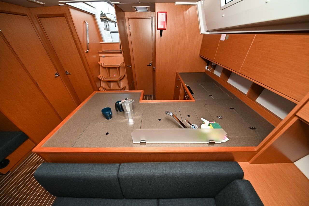 Bavaria C50 | Big Blue