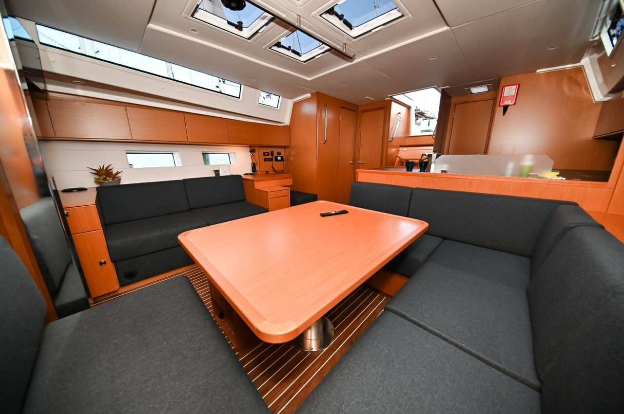 Bavaria C50 | Big Blue