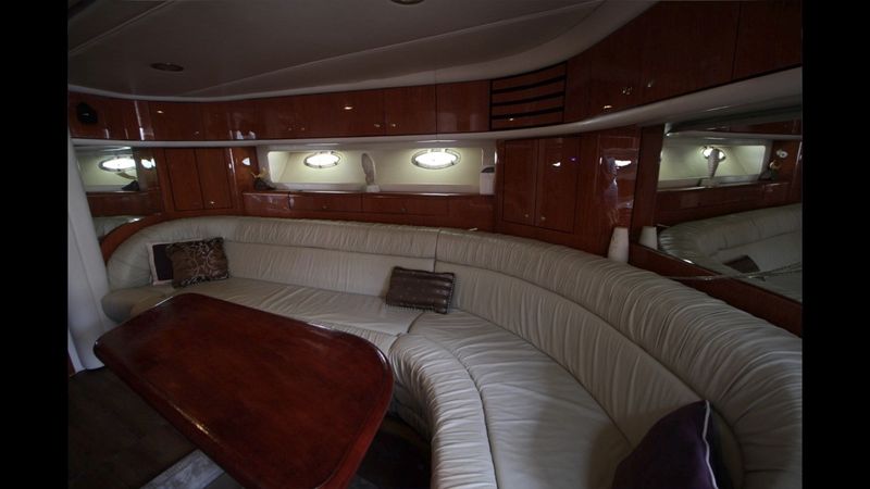 Sea Ray 60 Sundancer | Pepeno