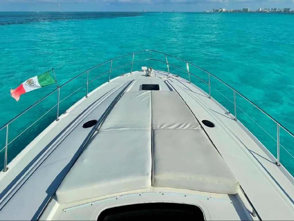 Sea Ray 60 Sundancer | Triton