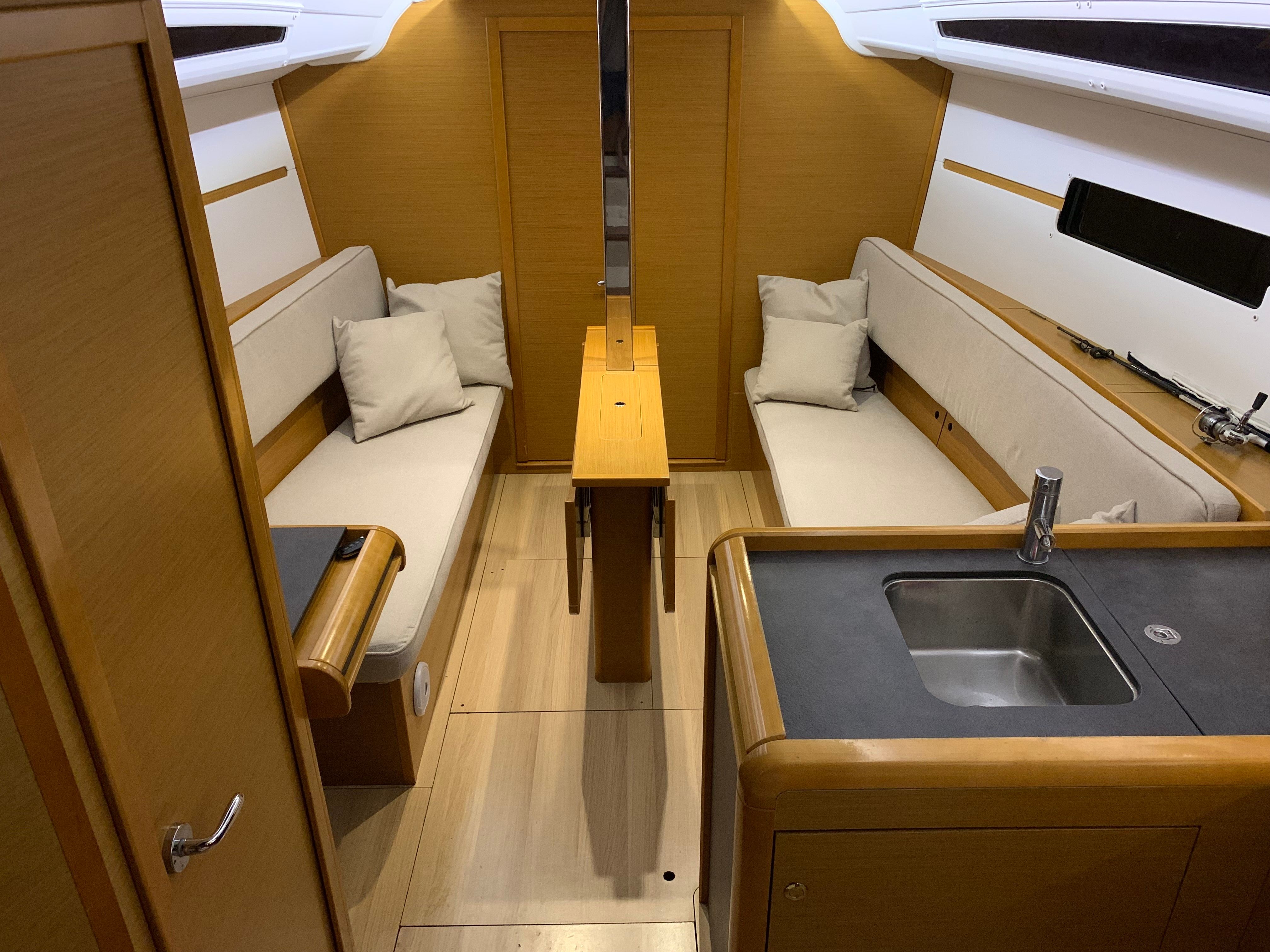 Jeanneau Sun Odyssey 349 | Gloria