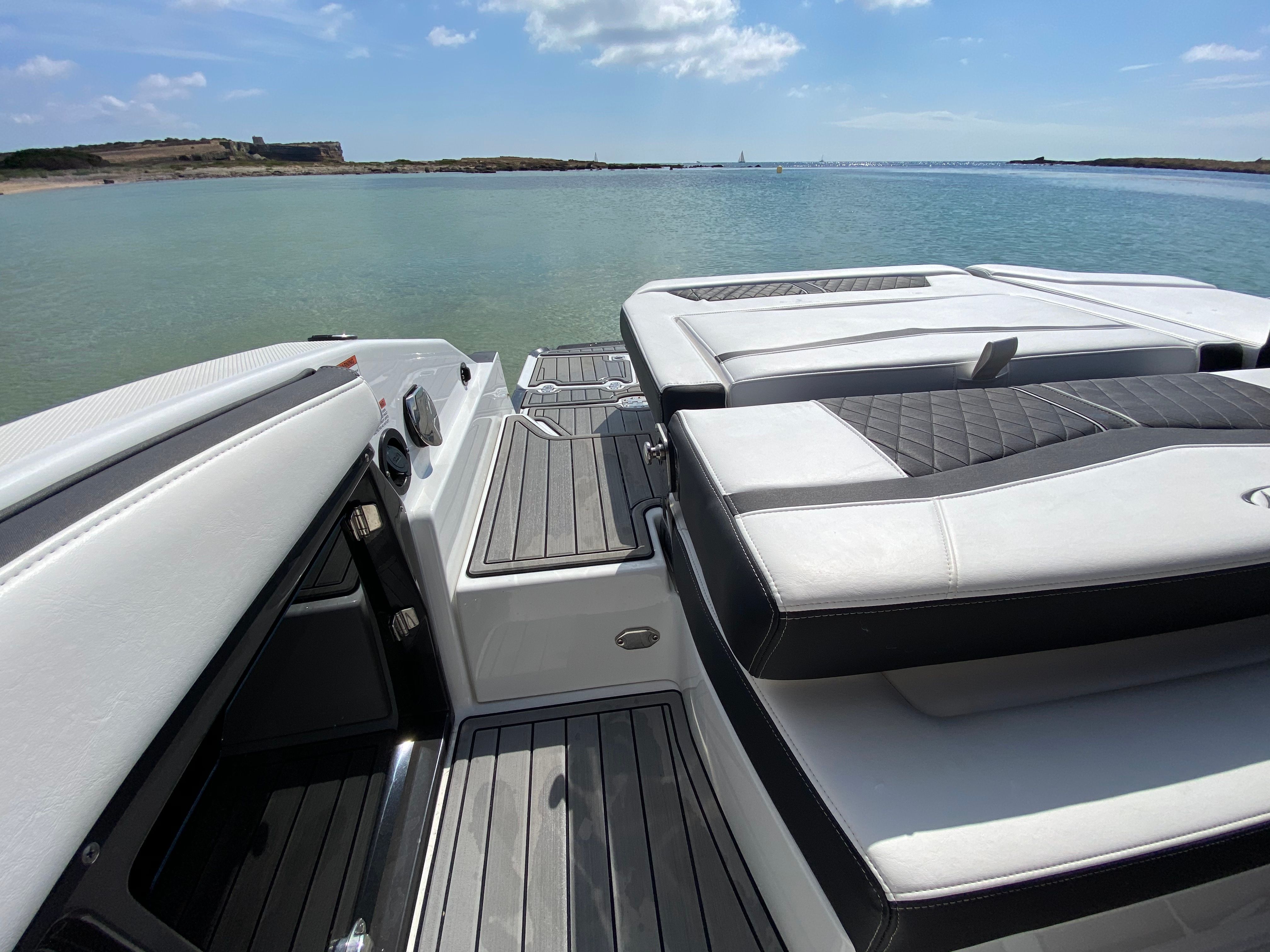 Monterey 278 | Aries