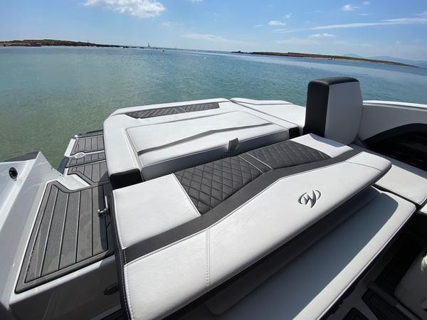 Monterey 278 | Aries