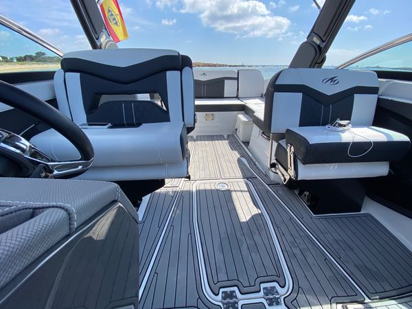 Monterey 278 | Aries