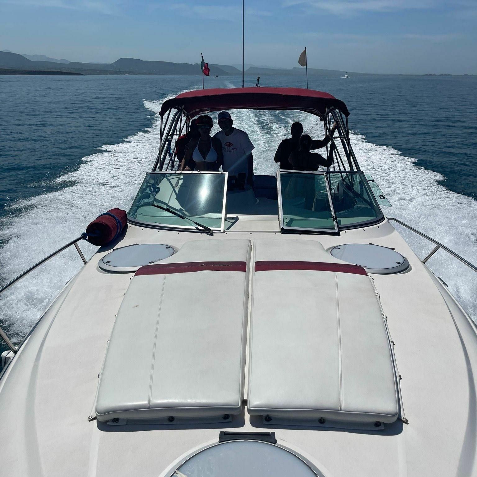 Cruiser Yachts 3375 | Lover Lips