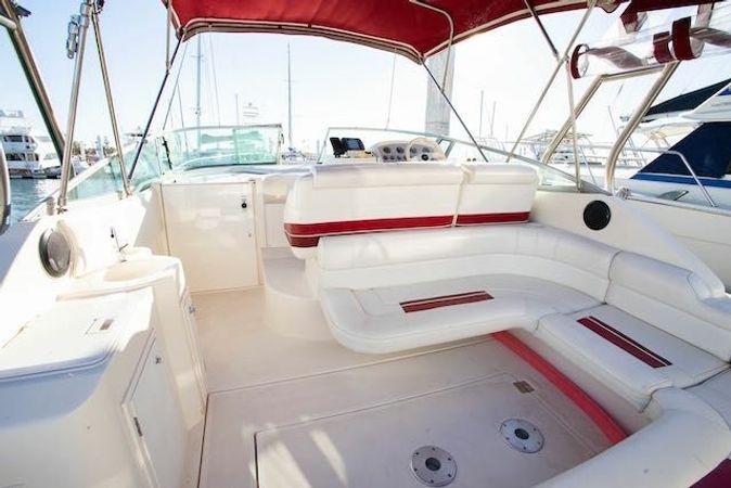 Cruiser Yachts 3375 | Lover Lips