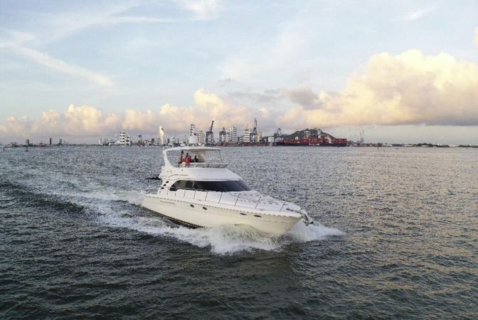 Sea Ray 56 | Cork Trick