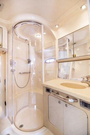 Sea Ray 56 | Cork Trick