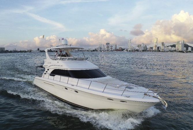 Sea Ray 56 | Cork Trick