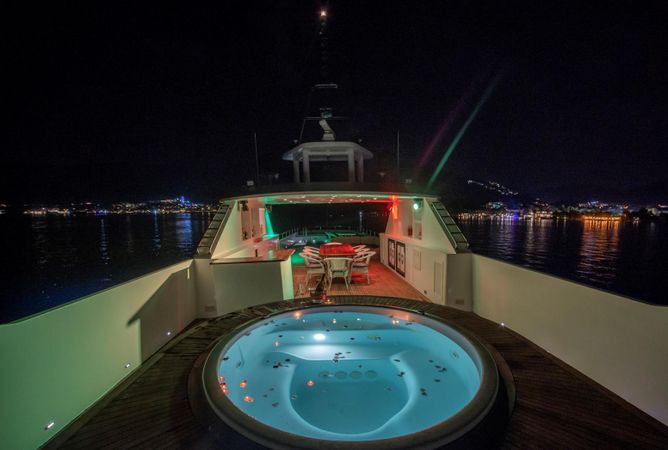 Lurssen 144 | Alkonost