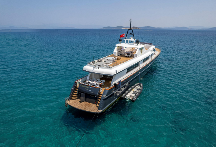 Lurssen 144 | Alkonost