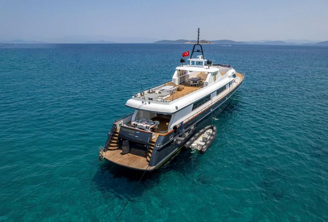 Lurssen 144 | Alkonost