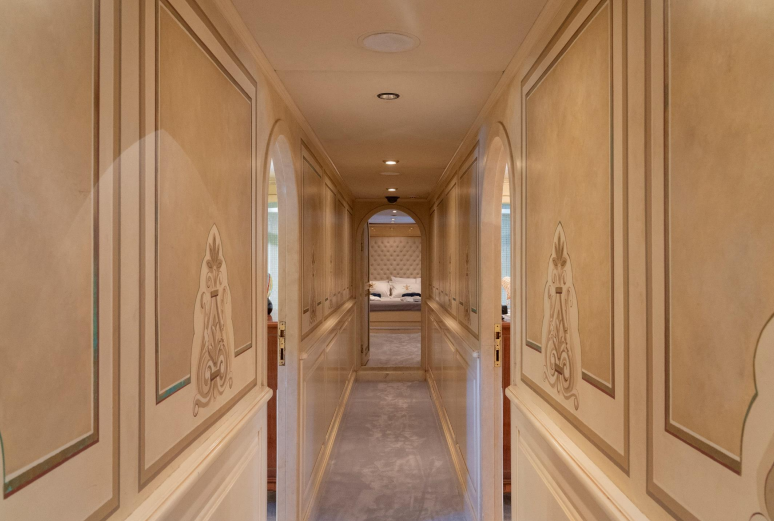 Lurssen 144 | Alkonost