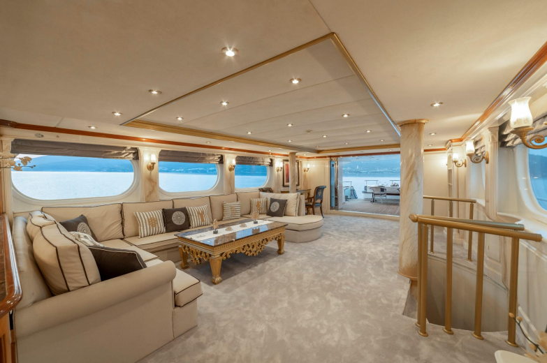 Lurssen 144 | Alkonost