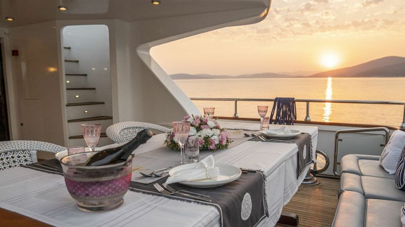 Lurssen 144 | Alkonost