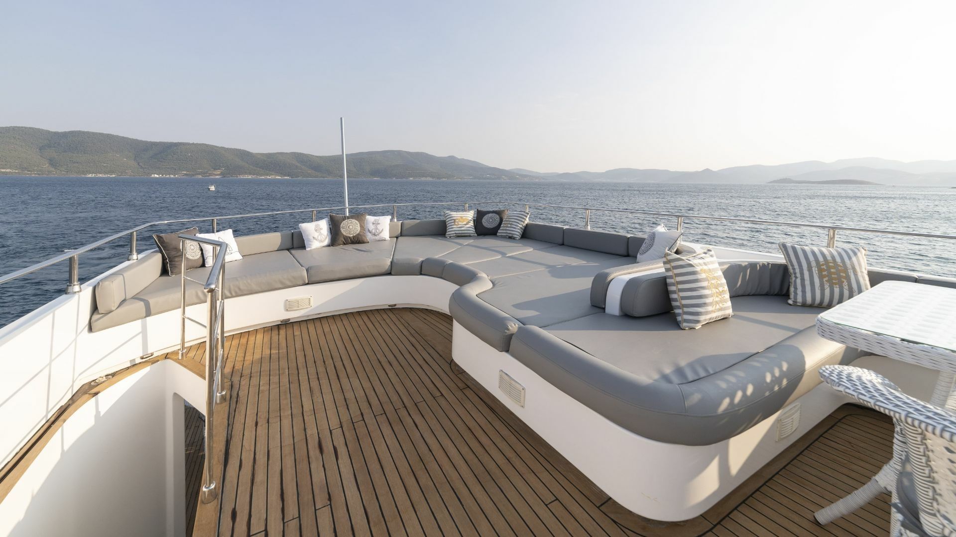 Lurssen 144 | Alkonost