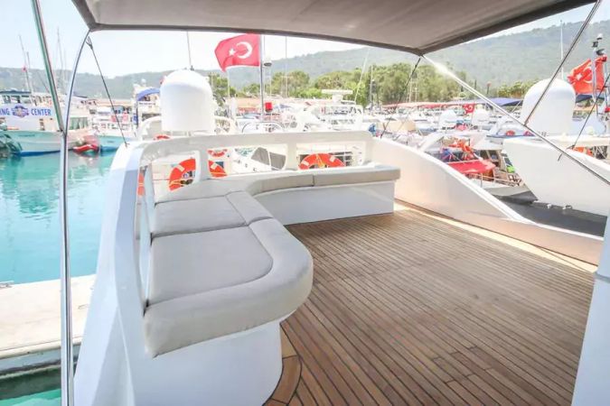 Azimut 45 | Hola