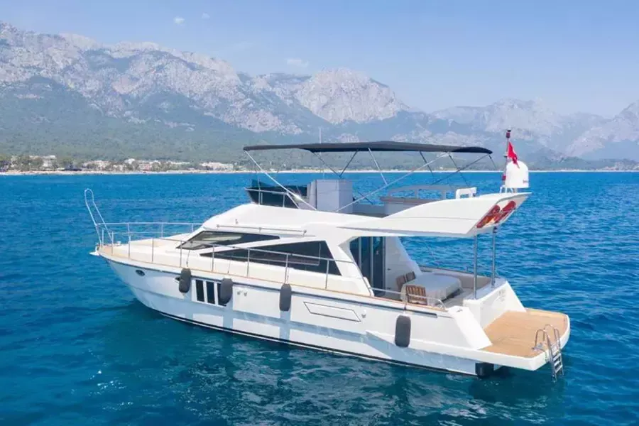 Azimut 45 | Hola