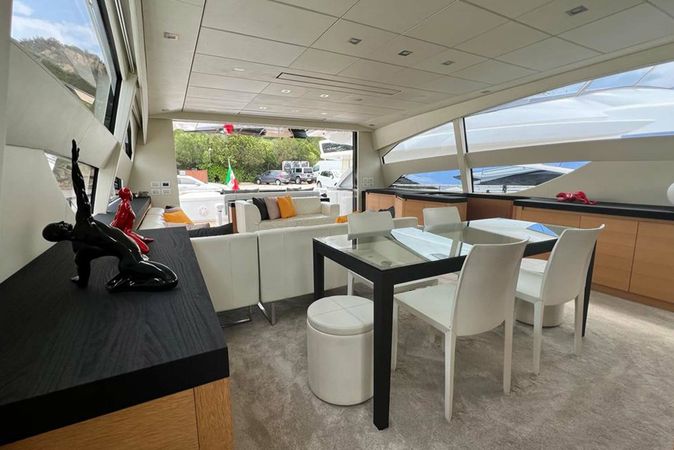 Pershing 80 | Thyke 2