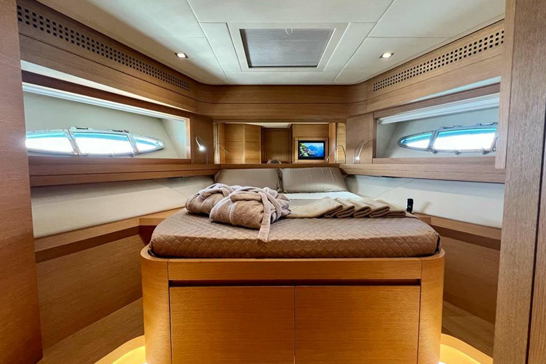 Pershing 80 | Thyke 2