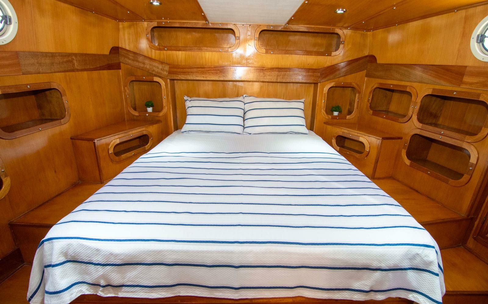 Custom Built 53 | Elisa