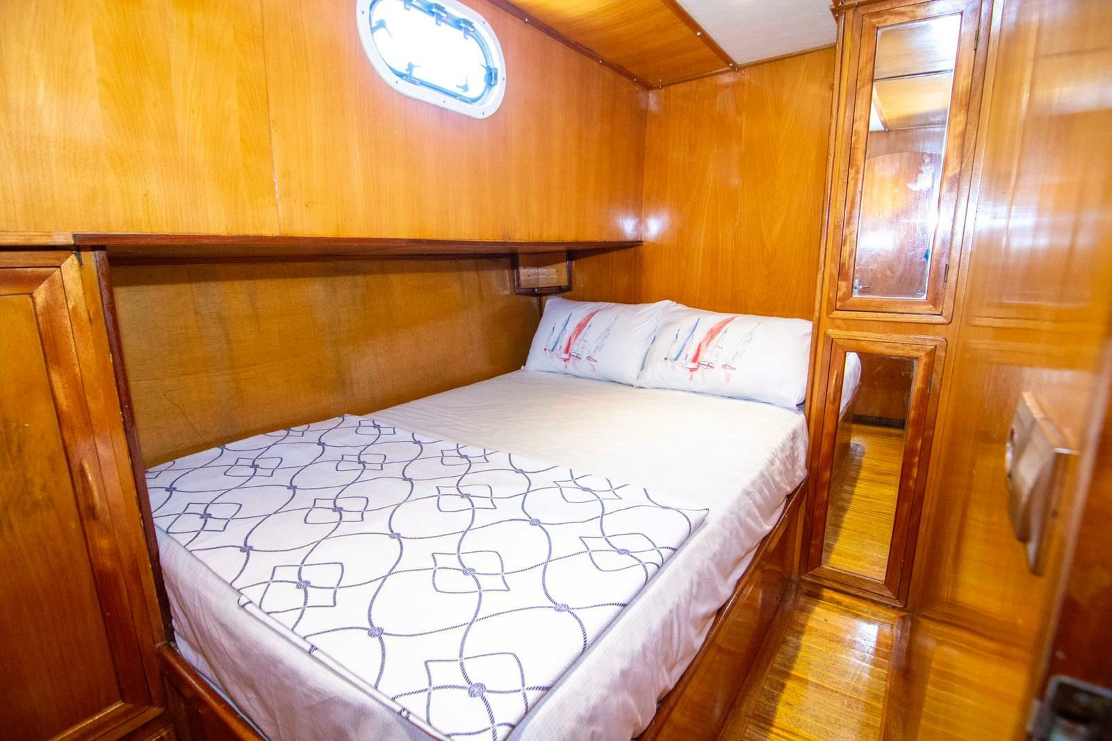 Custom Built 53 | Elisa