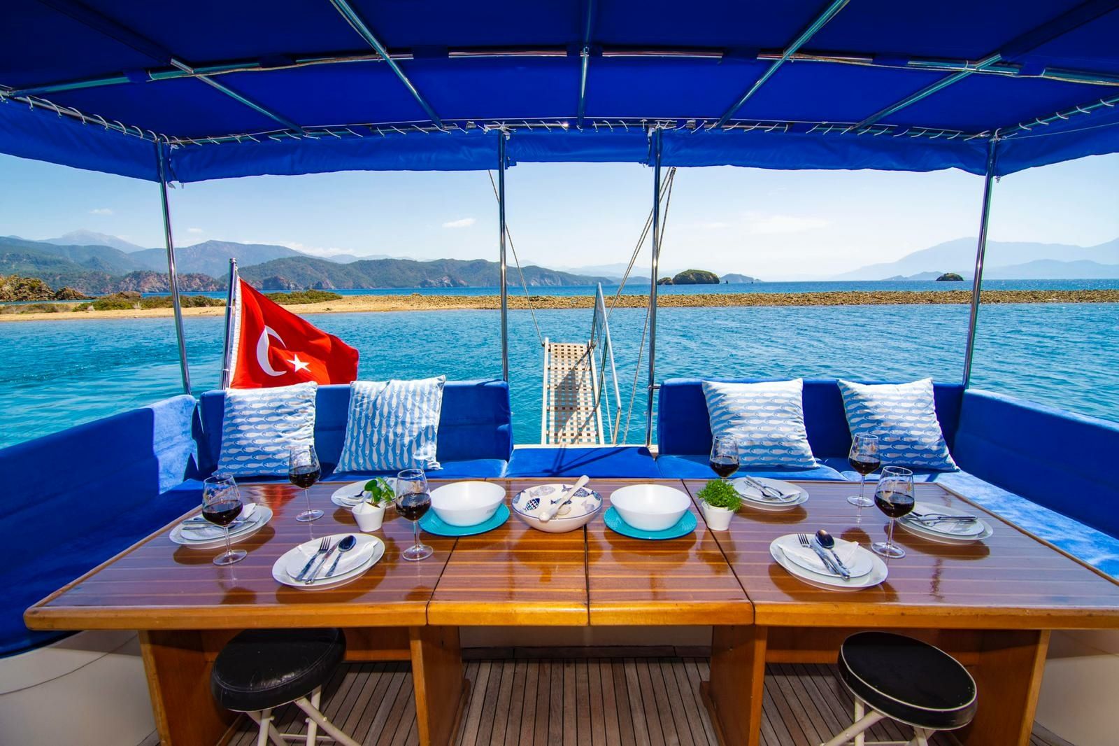 Custom Built 53 | Elisa