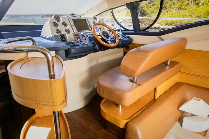 Azimut 43 | Wingman