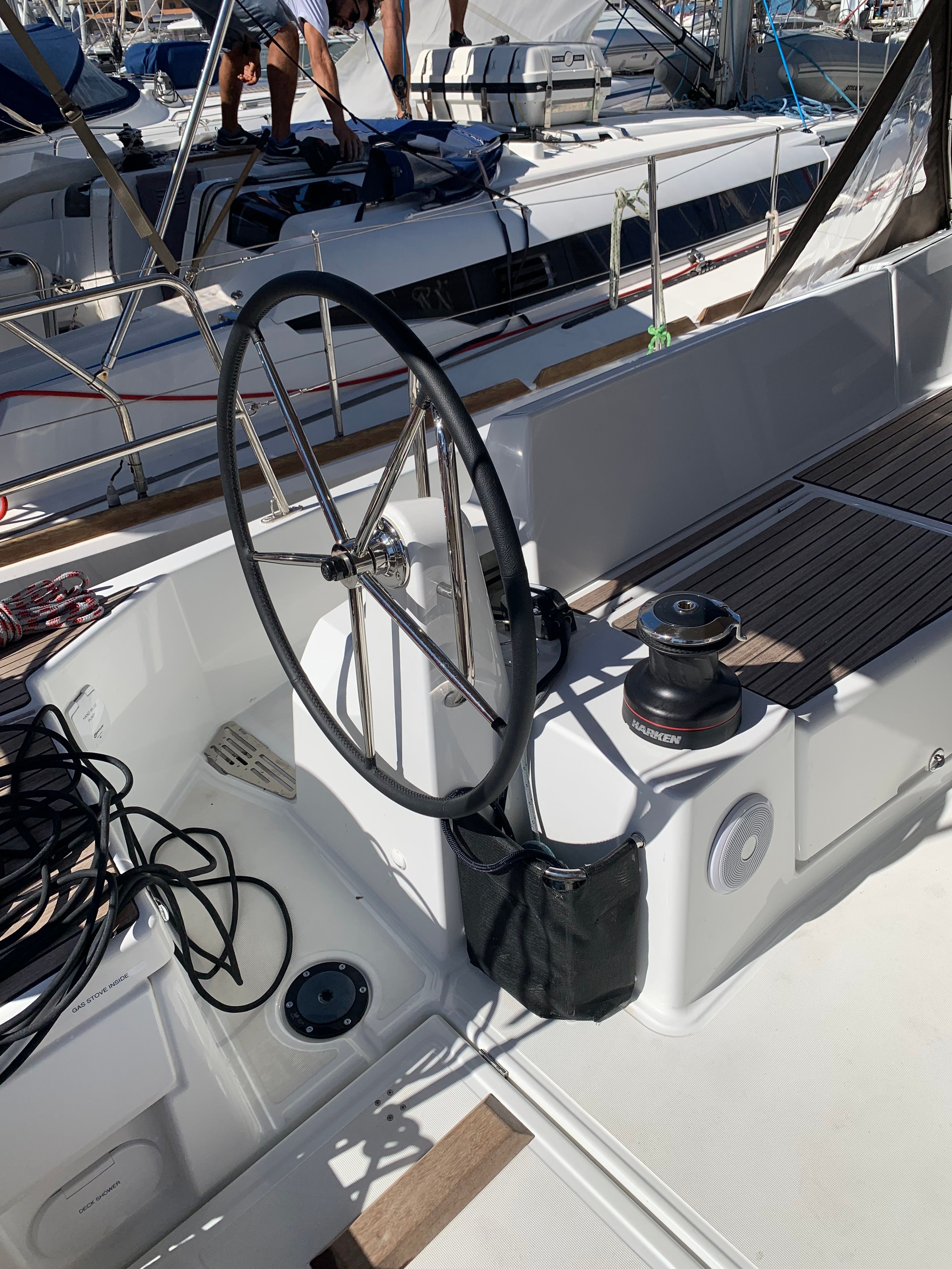 Jeanneau Sun Odyssey 490 | Vino Blanco