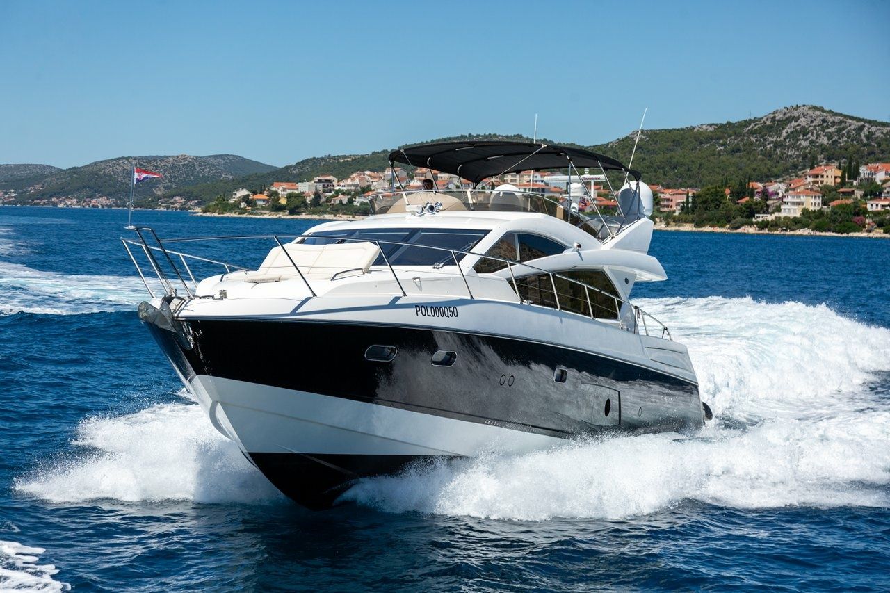 Sunseeker Manhattan 63 | 2 Drunk