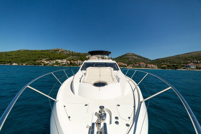 Sunseeker Manhattan 63 | 2 Drunk