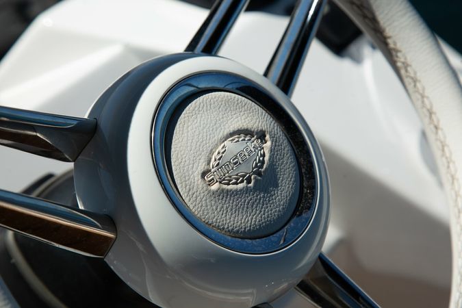 Sunseeker Manhattan 63 | 2 Drunk