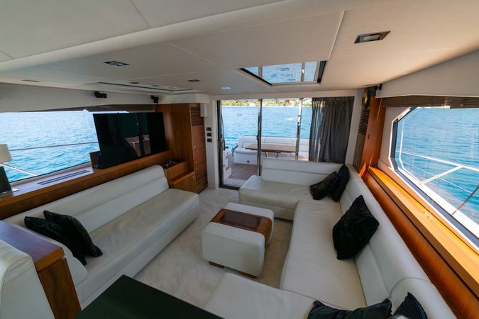 Sunseeker Manhattan 63 | 2 Drunk