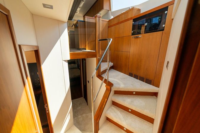 Sunseeker Manhattan 63 | 2 Drunk