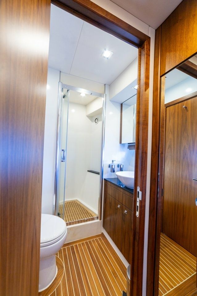 Sunseeker Manhattan 63 | 2 Drunk