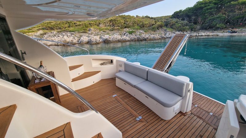 Astondoa 46 | Marina