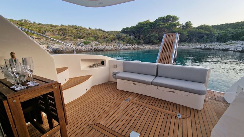 Astondoa 46 | Marina