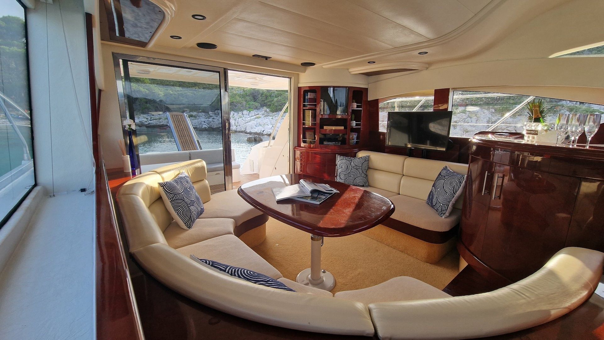 Astondoa 46 | Marina