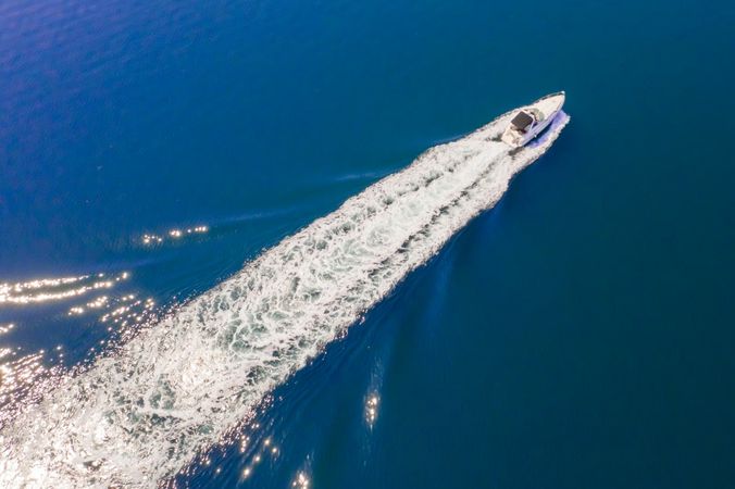 Cruiser Yachts 360 | Dbe-3