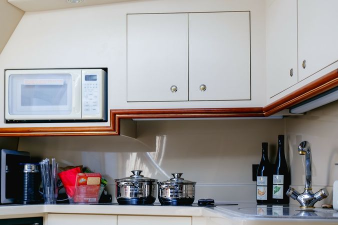 Cruiser Yachts 360 | Dbe-3