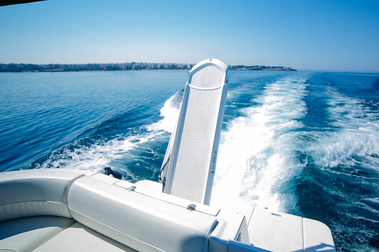 Cruiser Yachts 360 | Dbe-3