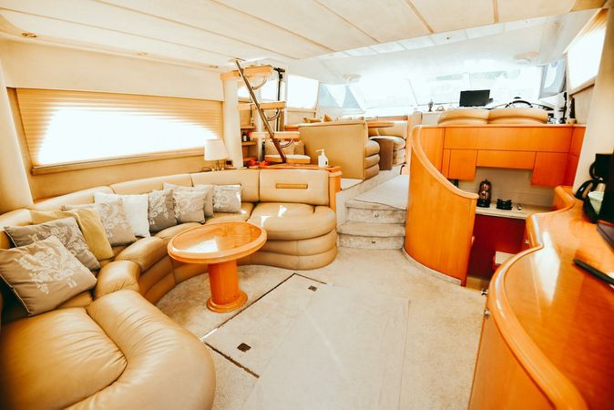 Fairline Squadron 55 | Efe Bey