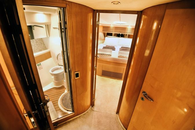 Fairline Squadron 55 | Efe Bey