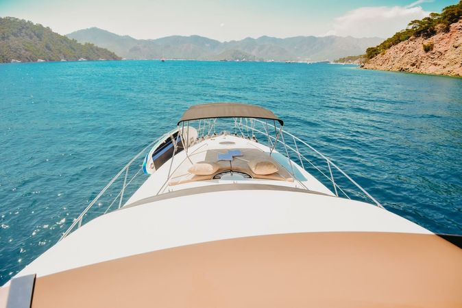 Fairline Squadron 55 | Efe Bey