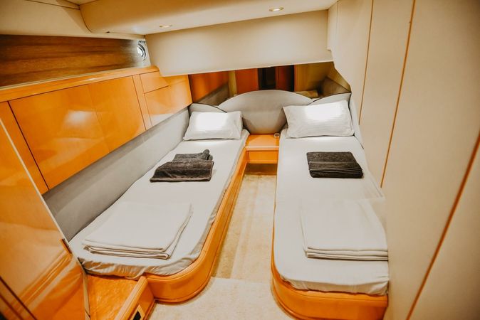 Fairline Squadron 55 | Efe Bey