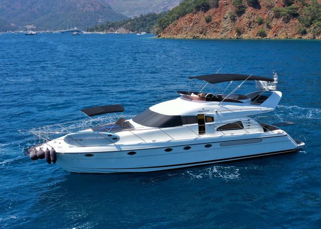Fairline Squadron 55 | Efe Bey